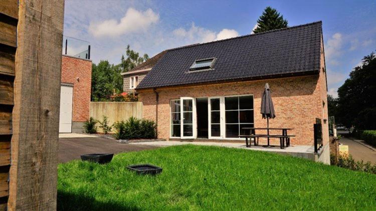 Vakantiewoning D'Hoppe Flobecq Esterno foto